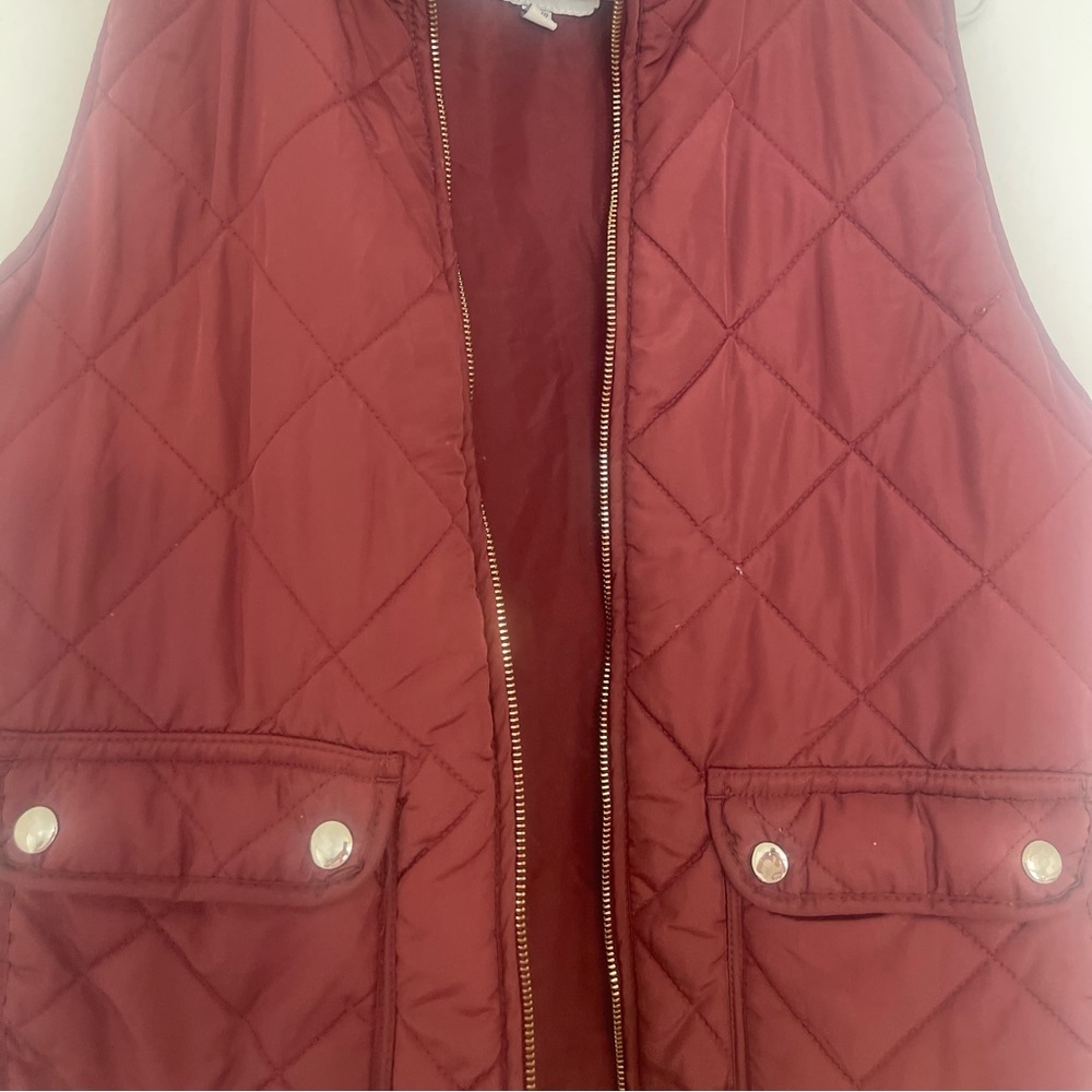 DRY GOODS | Maroon puffer vest - Picture 3 of 3